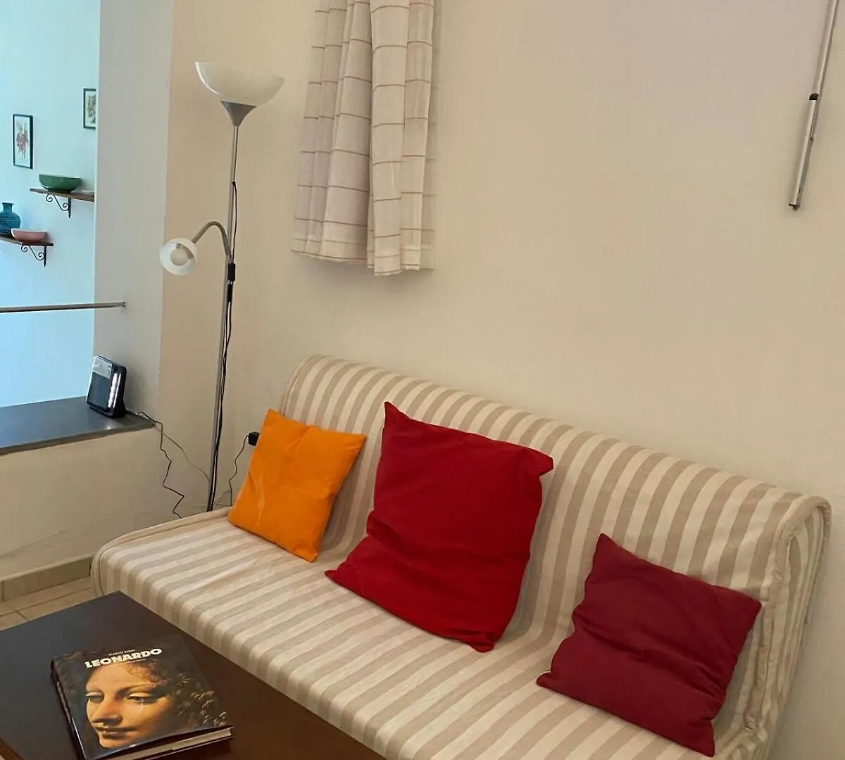 L'Appartamentino, Vinci 0*,  Italy